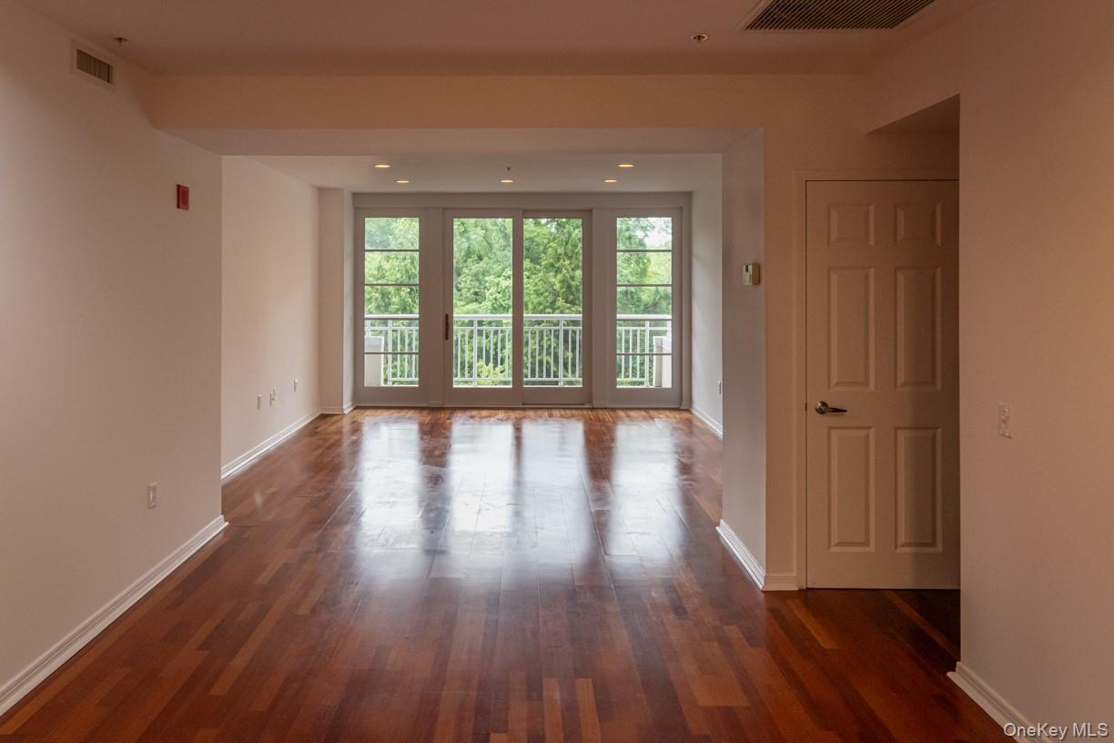 100 Harbor View Drive, Unit 251 photo 26