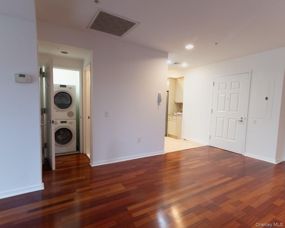 100 Harbor View Drive, Unit 251 photo 34