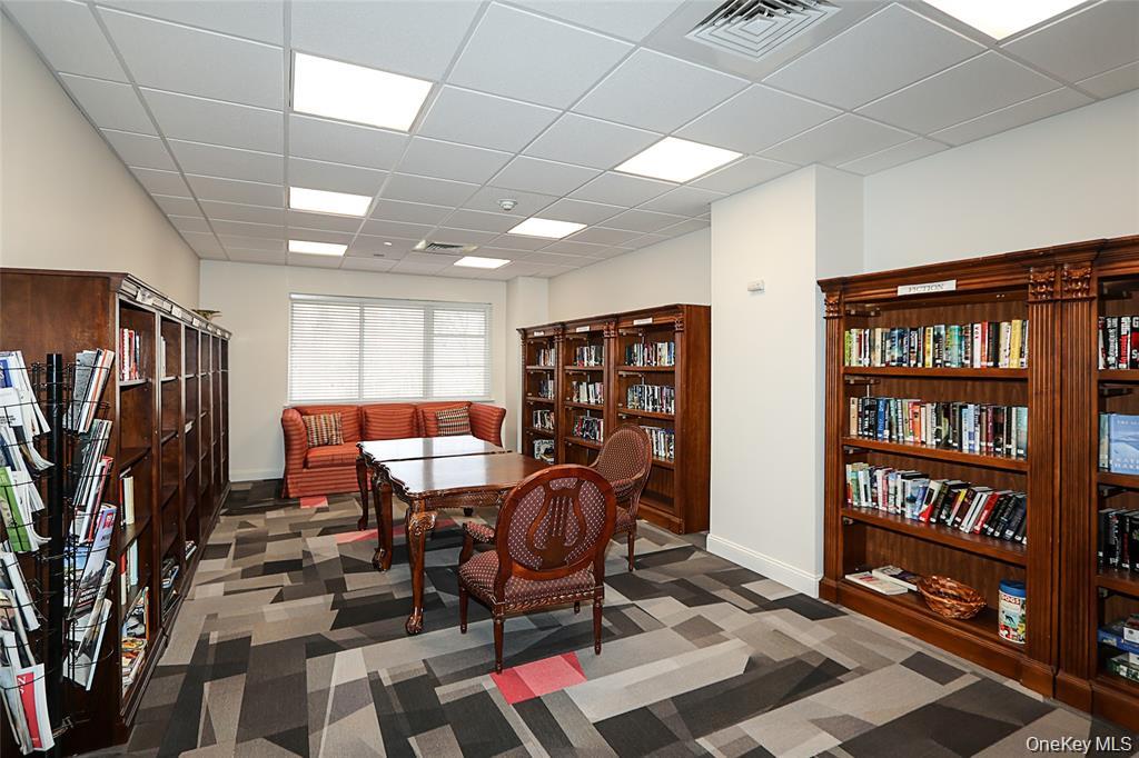 100 Harbor View Drive, Unit 251 photo 18