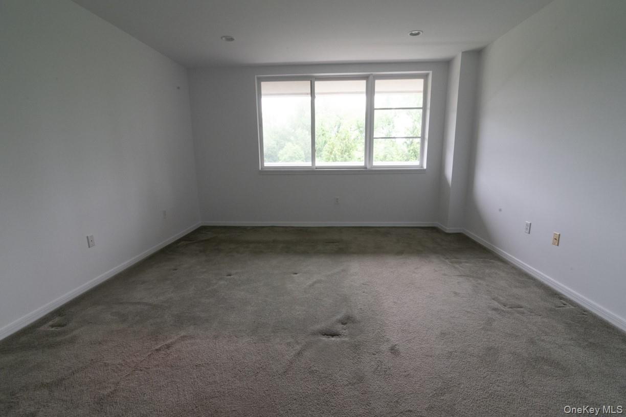 100 Harbor View Drive, Unit 251 photo 7