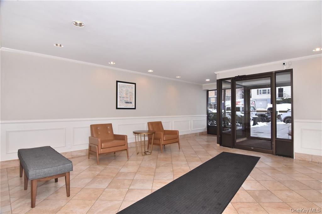709 Waburton Avenue, Unit 7F photo 2