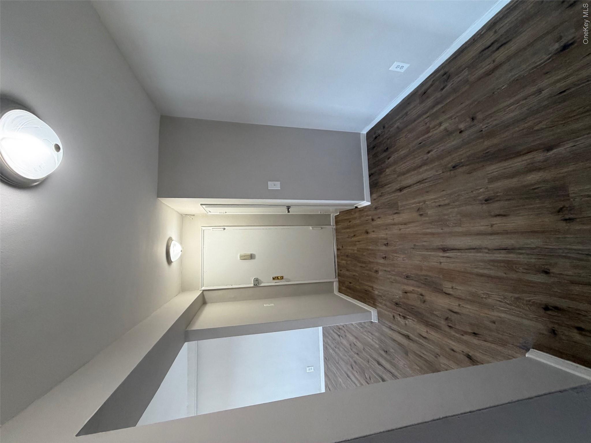 709 Waburton Avenue, Unit 7F photo 4