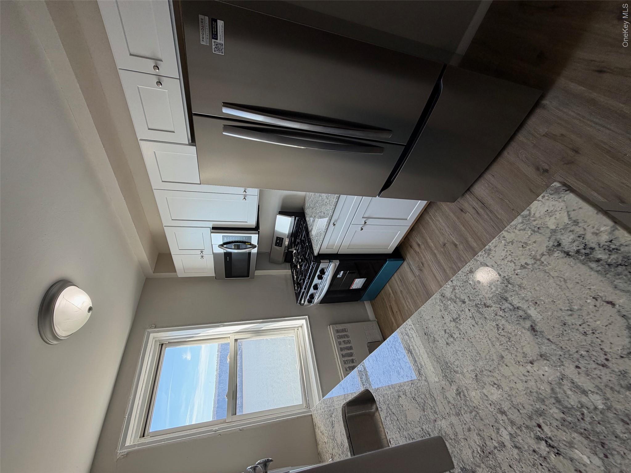 709 Waburton Avenue, Unit 7F photo 6