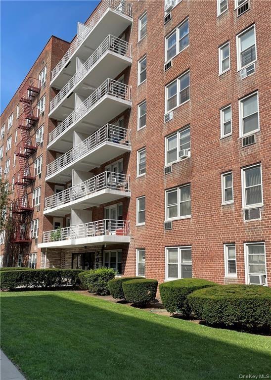709 Waburton Avenue, Unit 7F