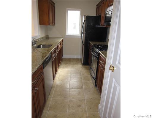 110 Tondo Circle – For Rent photo 2