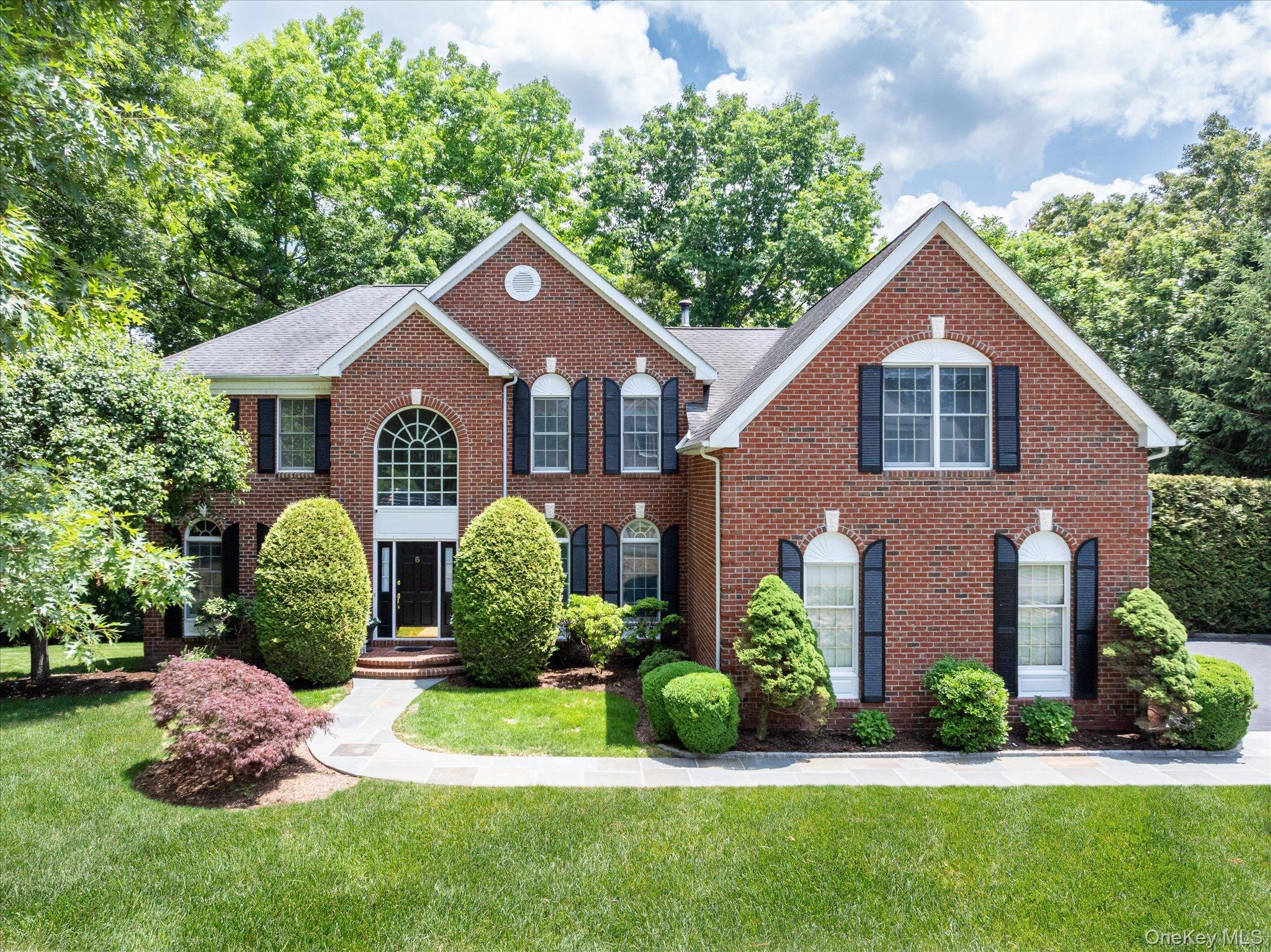 6 Theal Court – For Sale