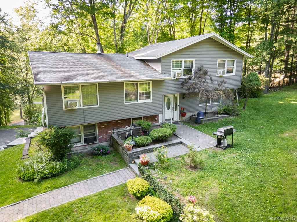14 Englewood Terrace – For Sale