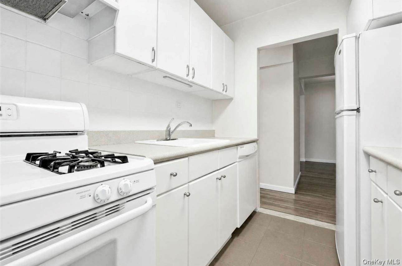 28-02 141st Street, Unit 1C photo 3