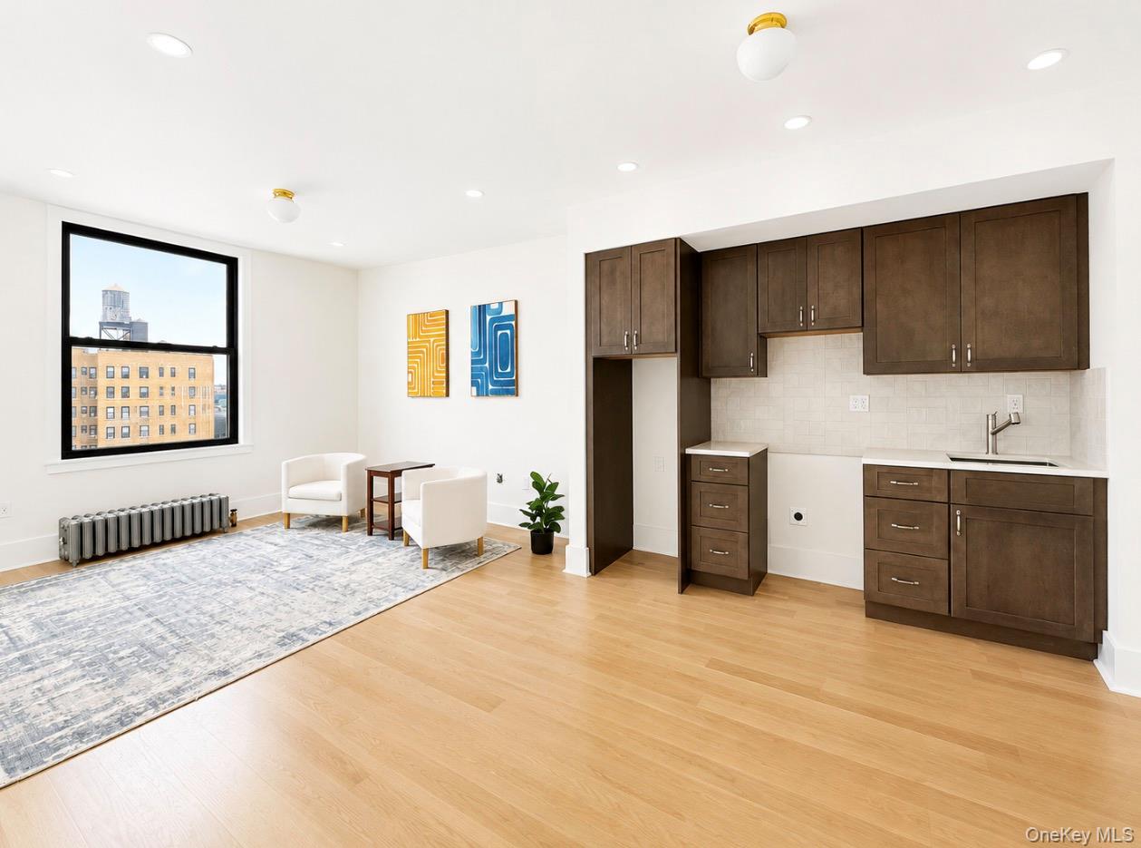 230 W 105th Street, Unit 14G photo 3