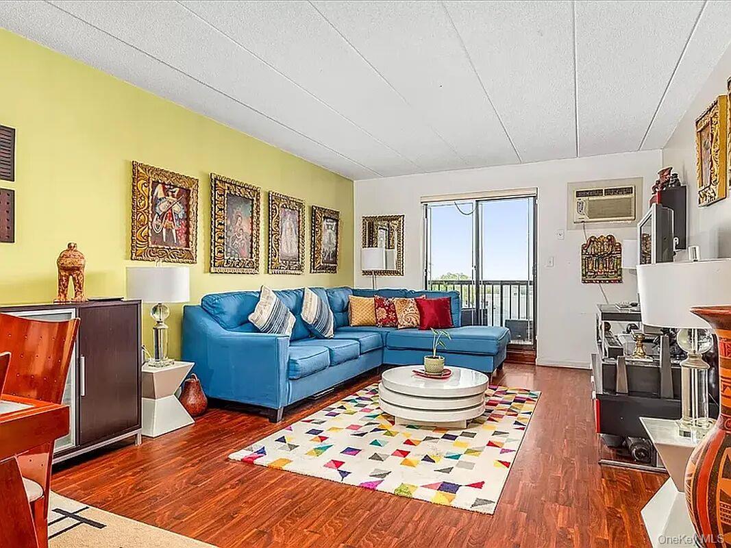 13508 82nd Avenue, Unit 504 photo 6