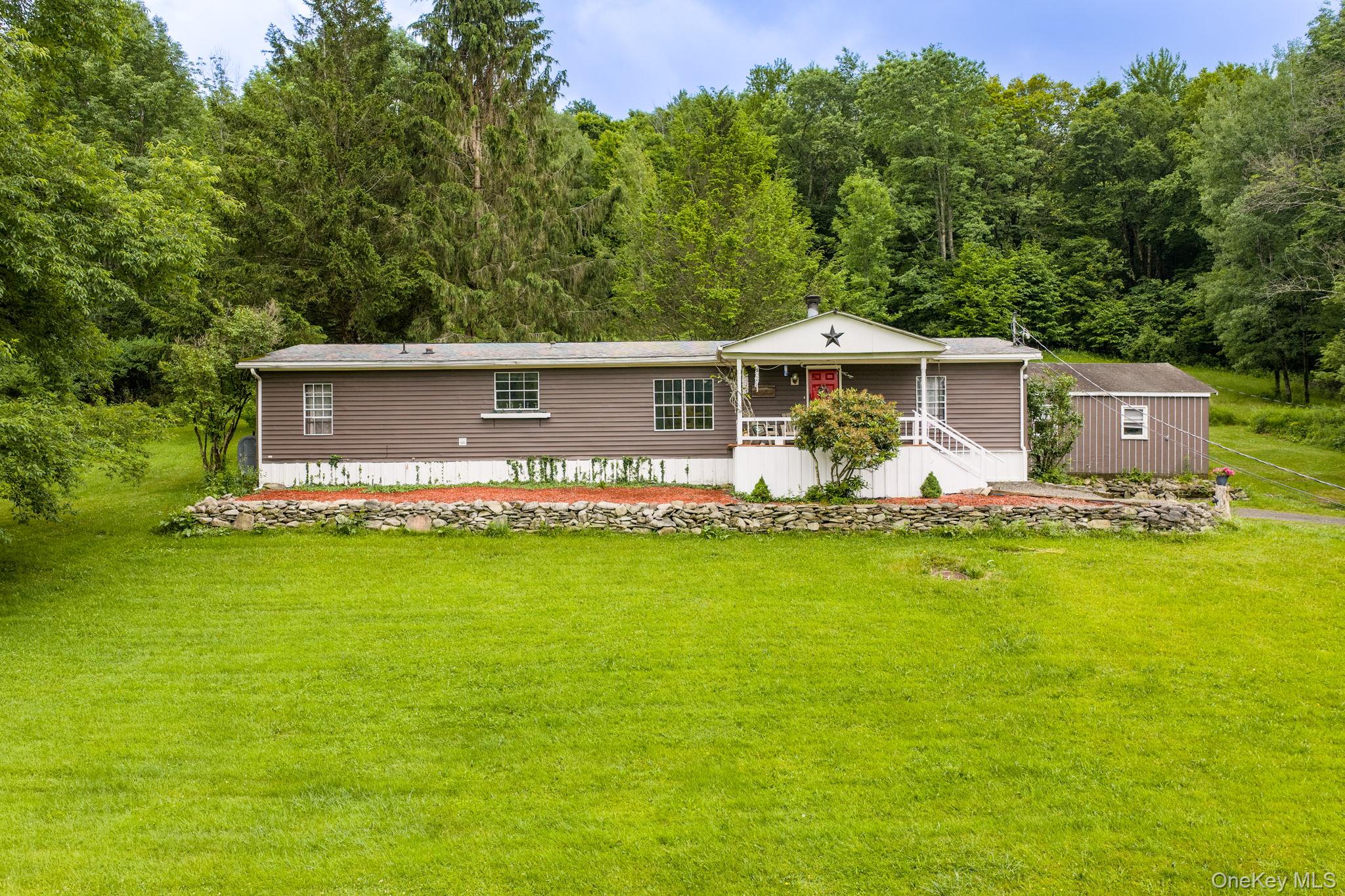 673 Hessinger And Lare Road – For Sale photo 2
