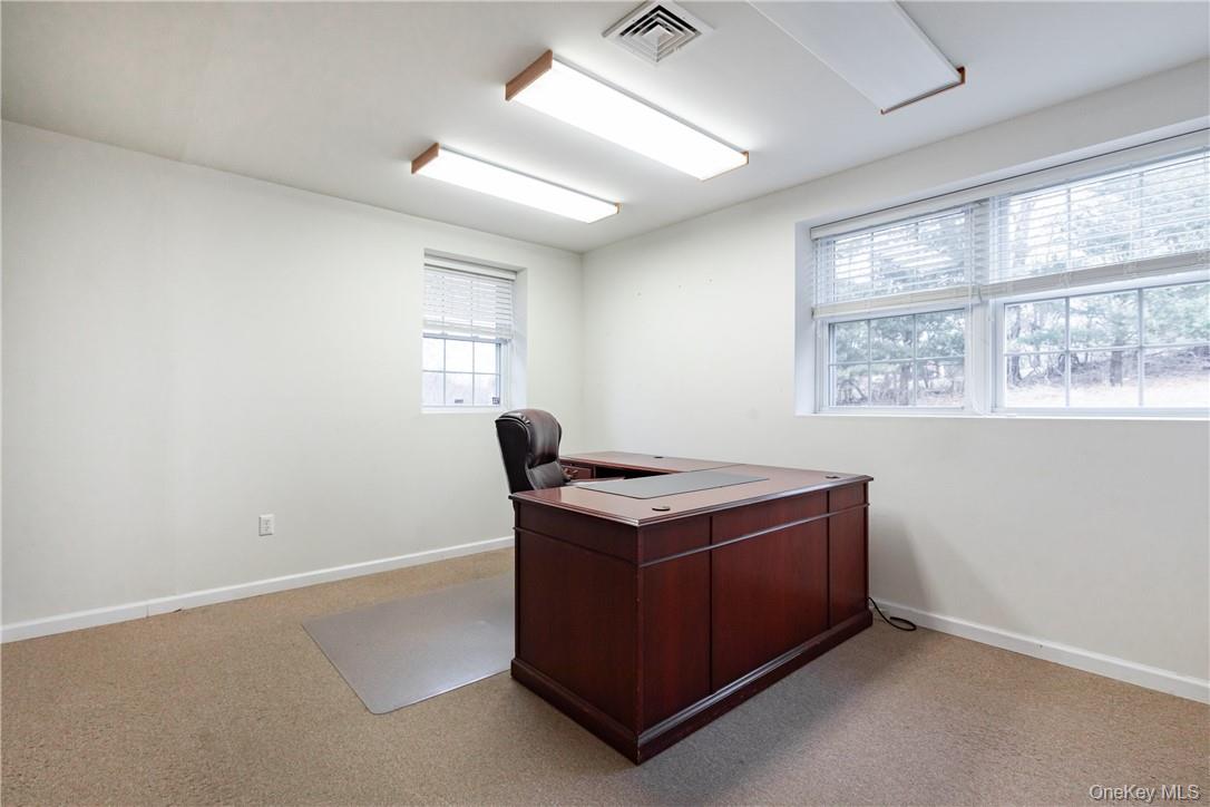 72 Airport Drive – For Rent photo 16