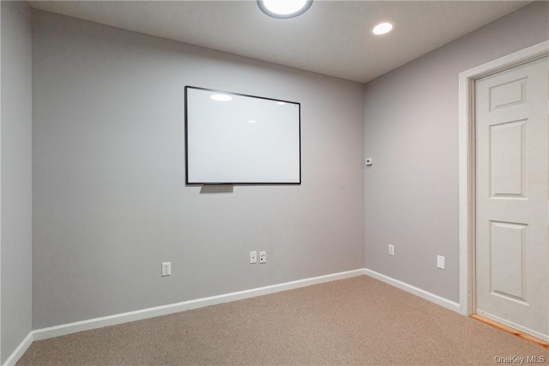 72 Airport Drive – For Rent photo 15
