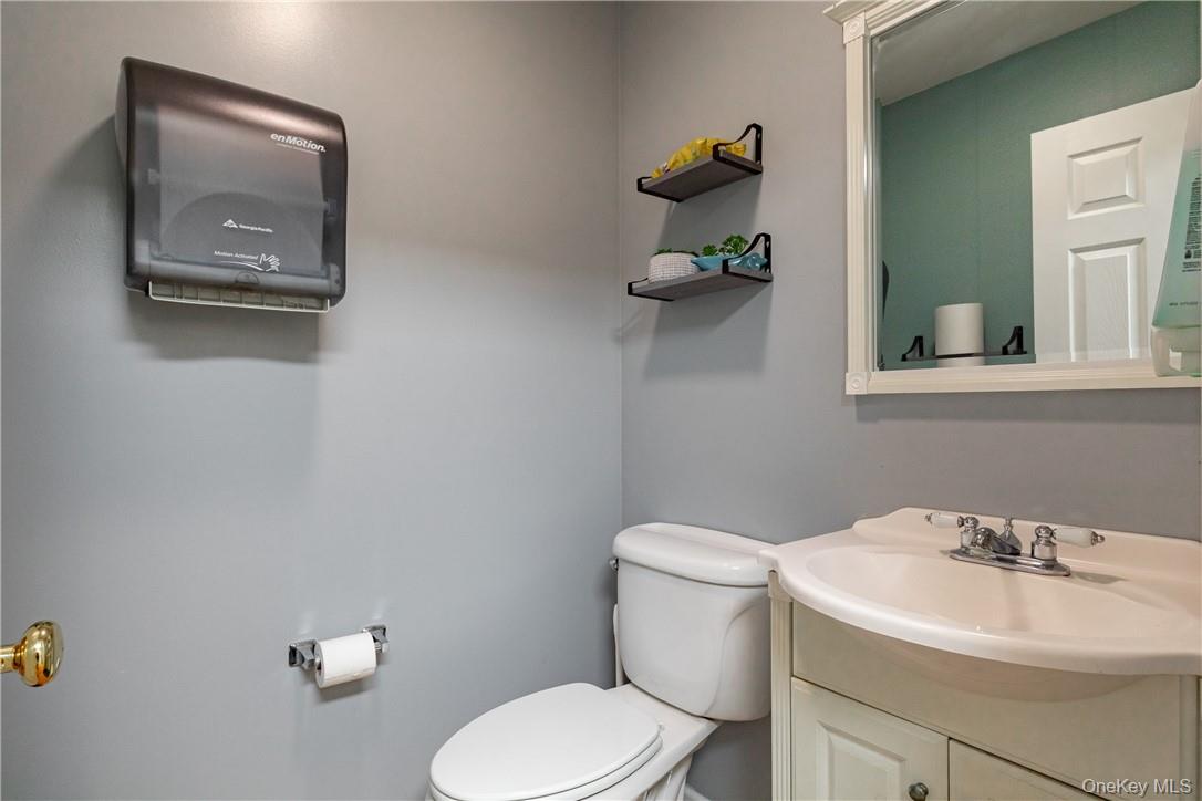 72 Airport Drive – For Rent photo 13