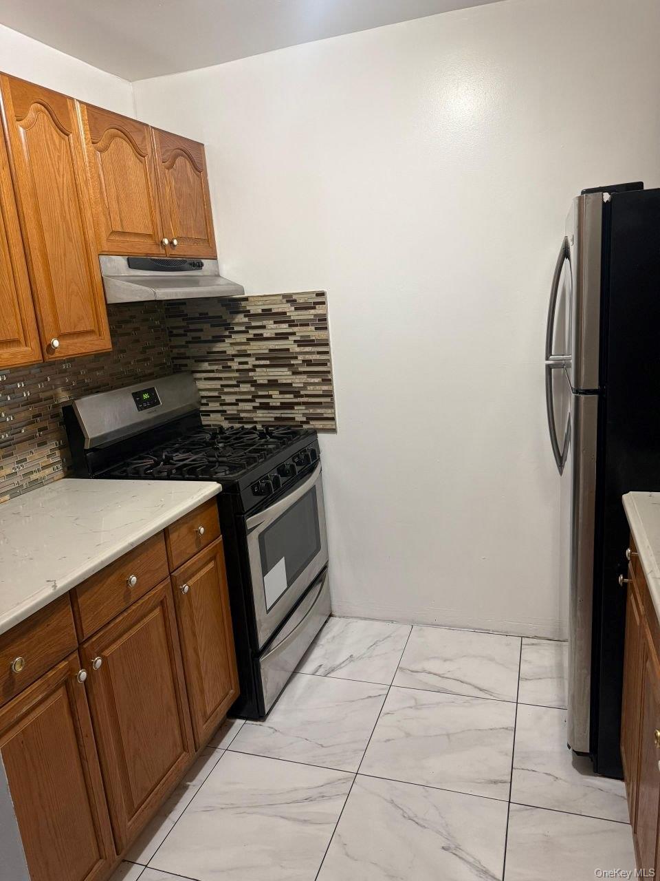 33 Harper Court, Unit 1 photo 3