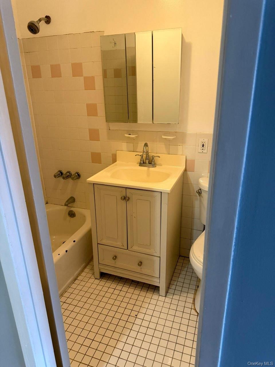 33 Harper Court, Unit 1 photo 12