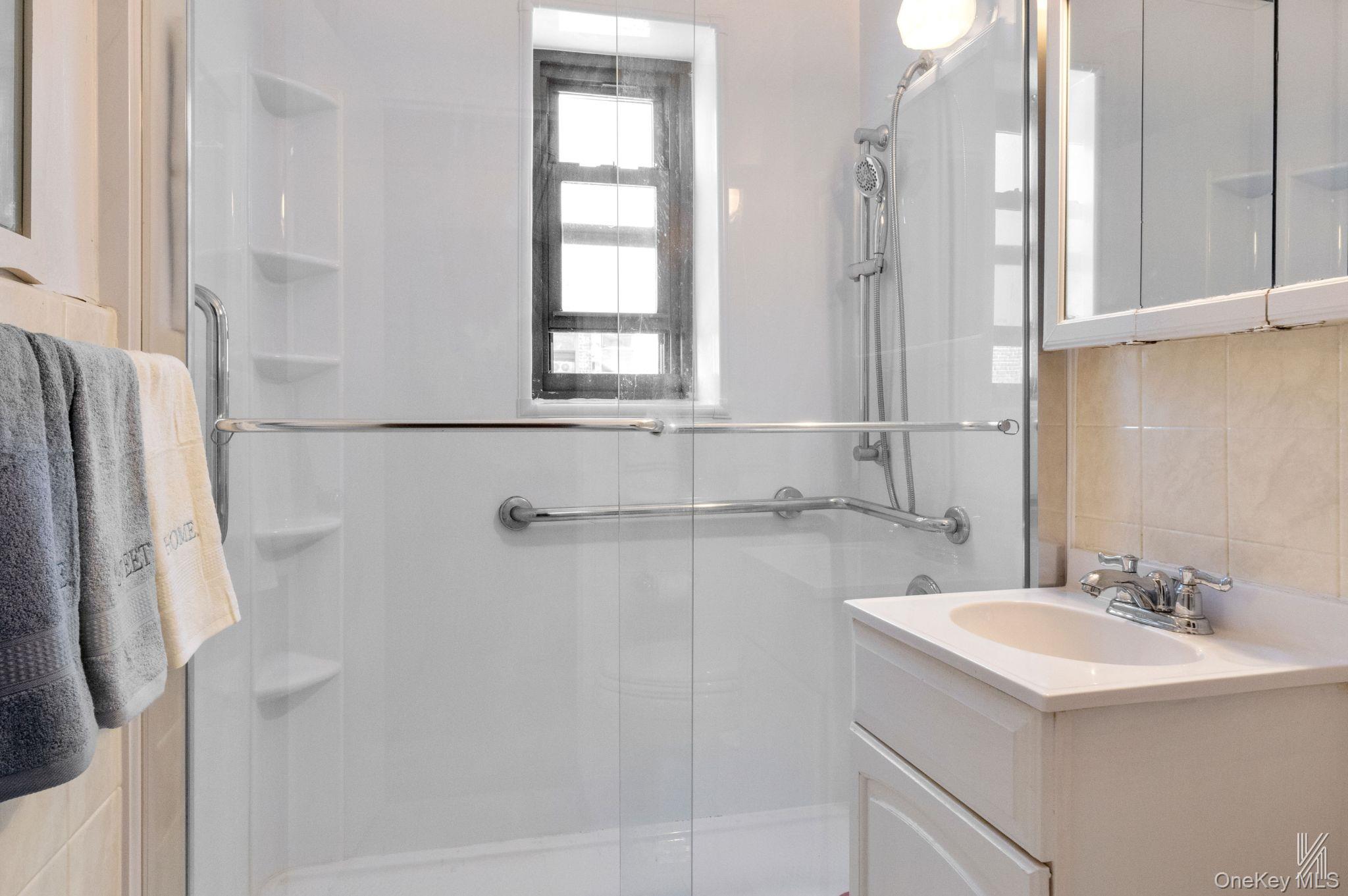 34-10 94th Street, Unit 3D photo 15