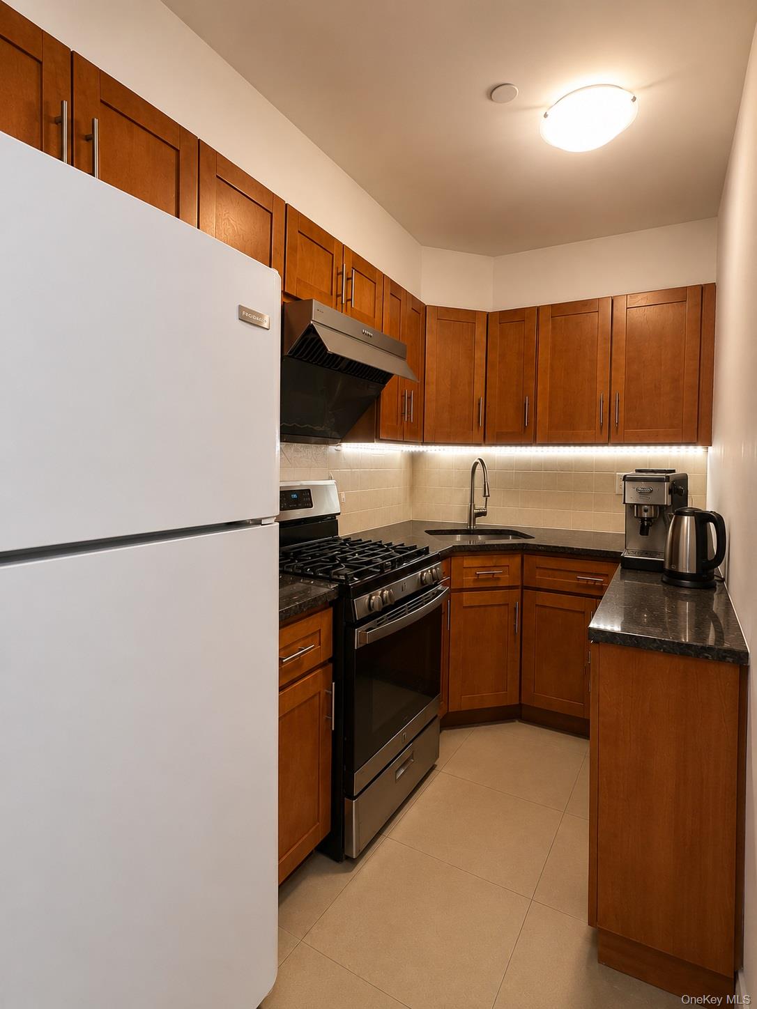 104-64 39th Avenue, Unit 4A photo 5