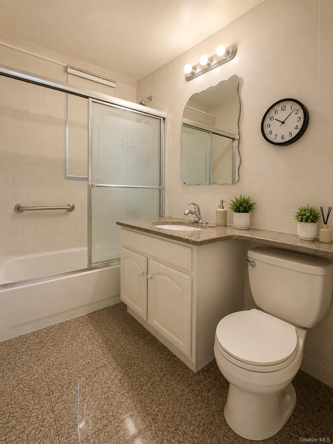 104-64 39th Avenue, Unit 4A photo 10