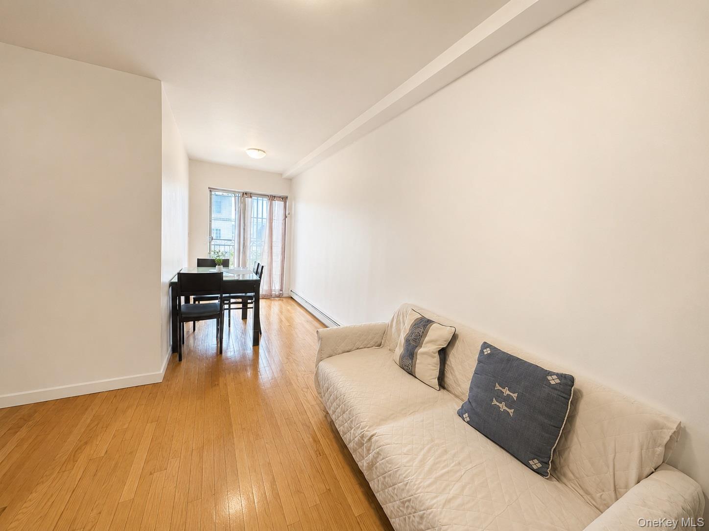 104-64 39th Avenue, Unit 4A photo 4