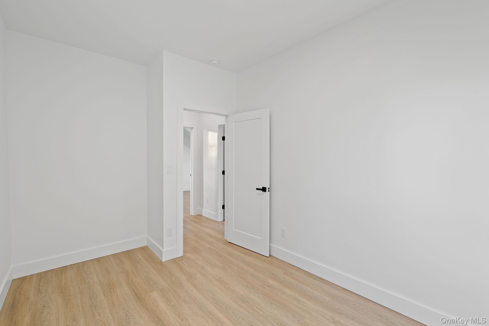 39 Overland Drive – For Sale photo 42