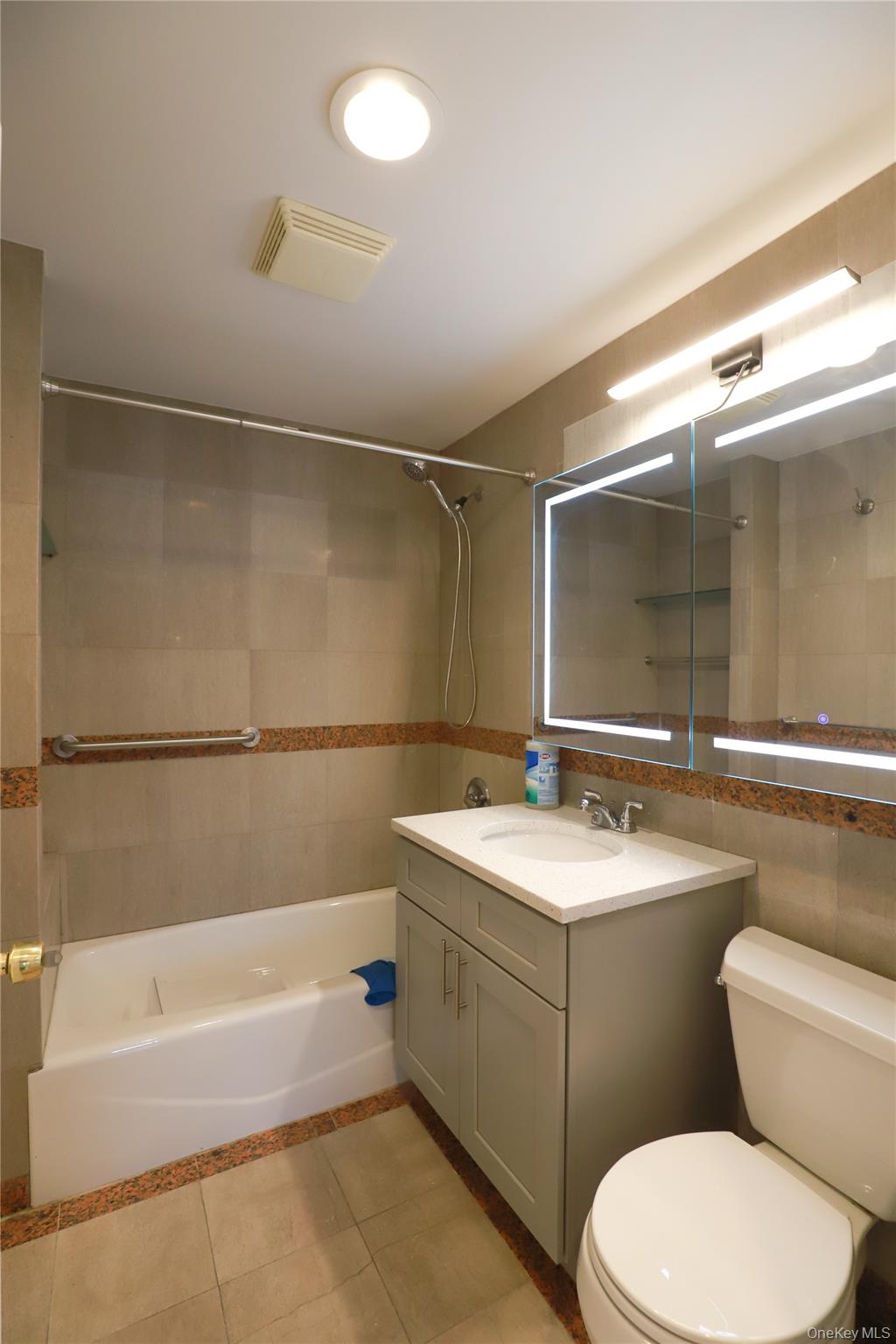 41-05 College Point Boulevard, Unit 5I photo 4