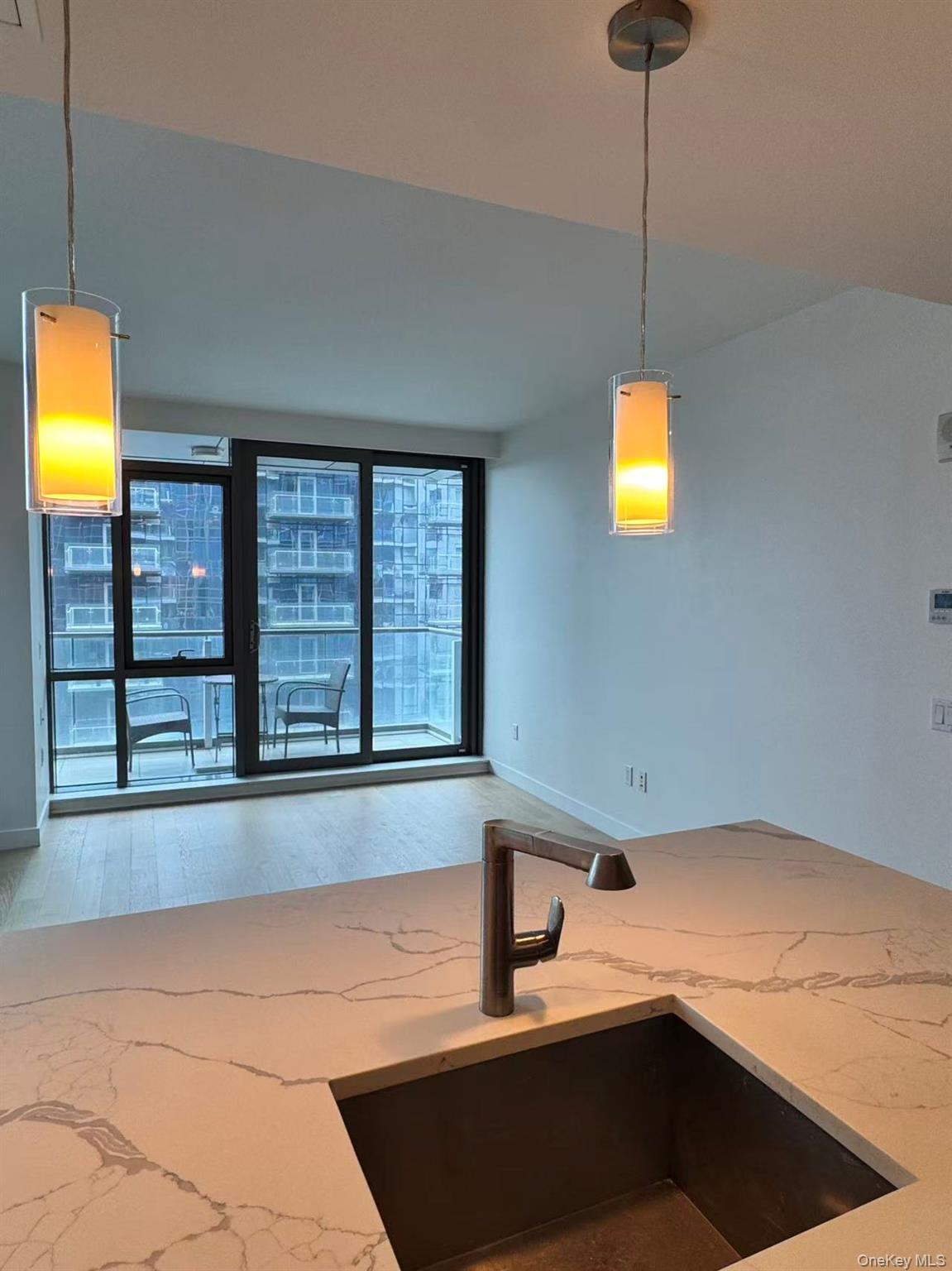 13437 35th Avenue, Unit 11K photo 4