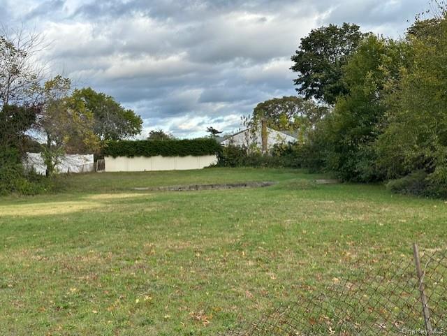 350 commack Road – For Sale photo 3