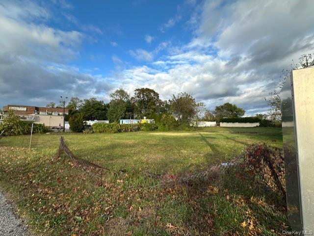 350 commack Road – For Sale photo 8