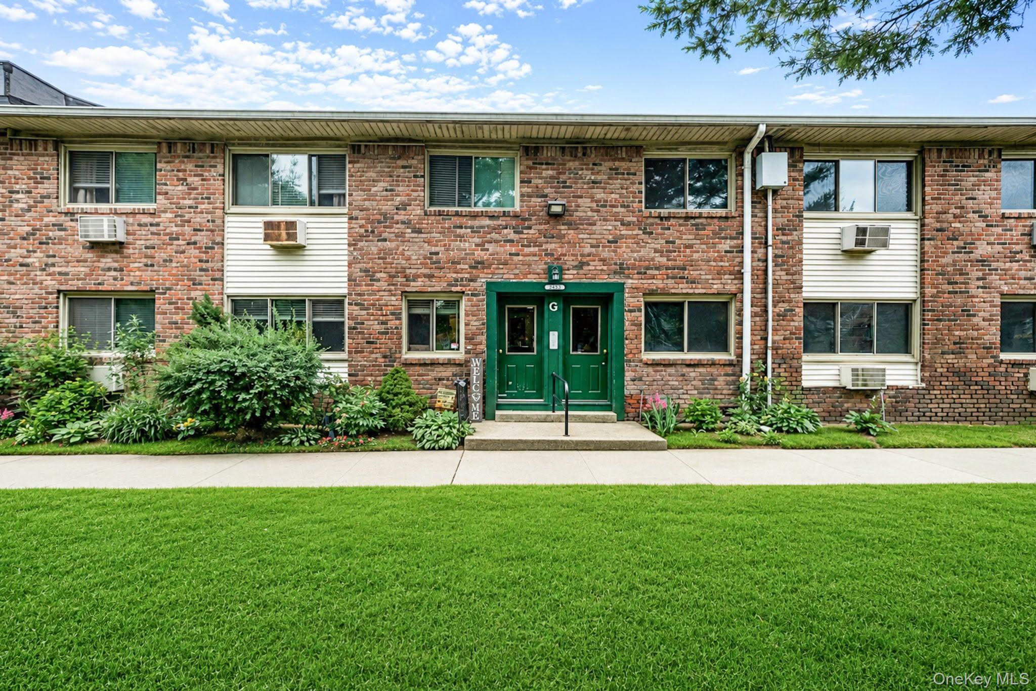 2453 union blvd, Unit 24a
