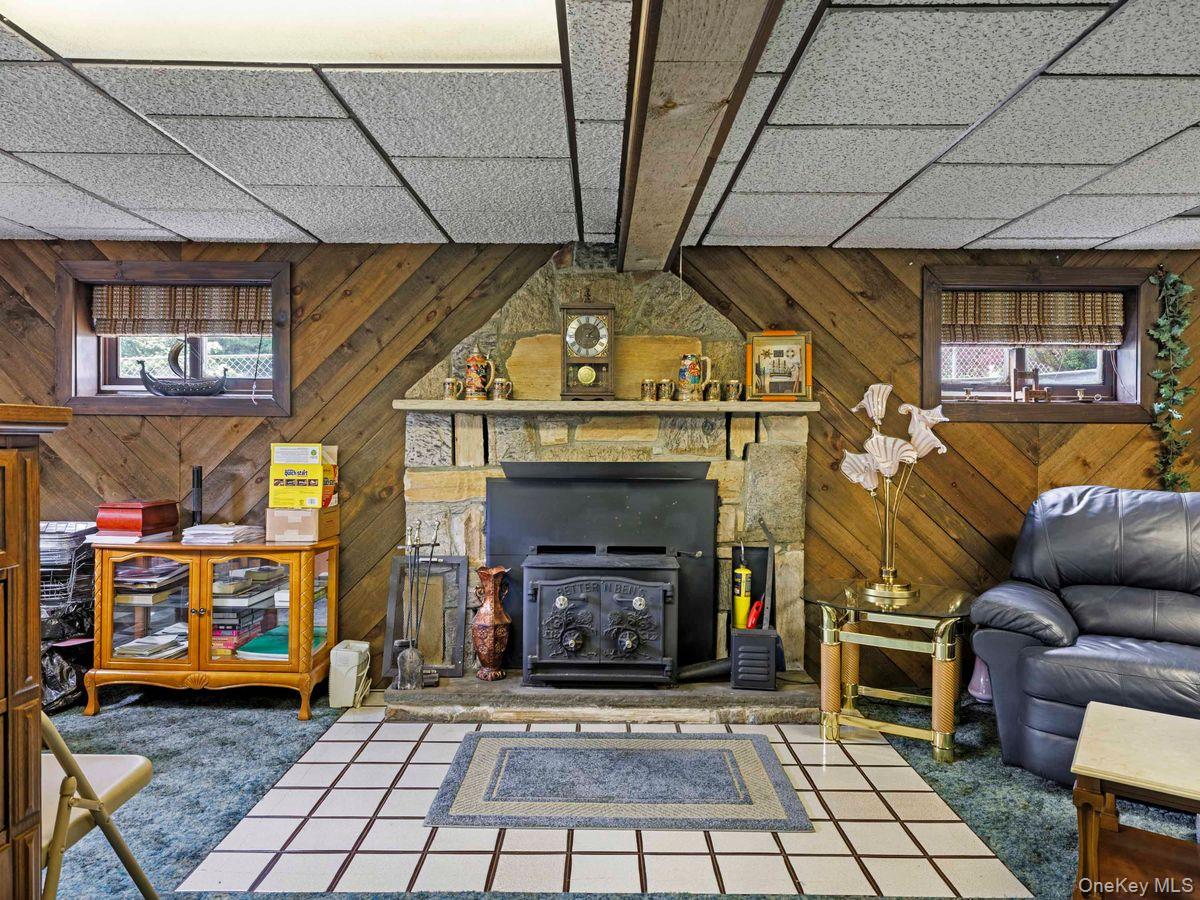 105 S Chapel Hill Road – For Sale photo 35