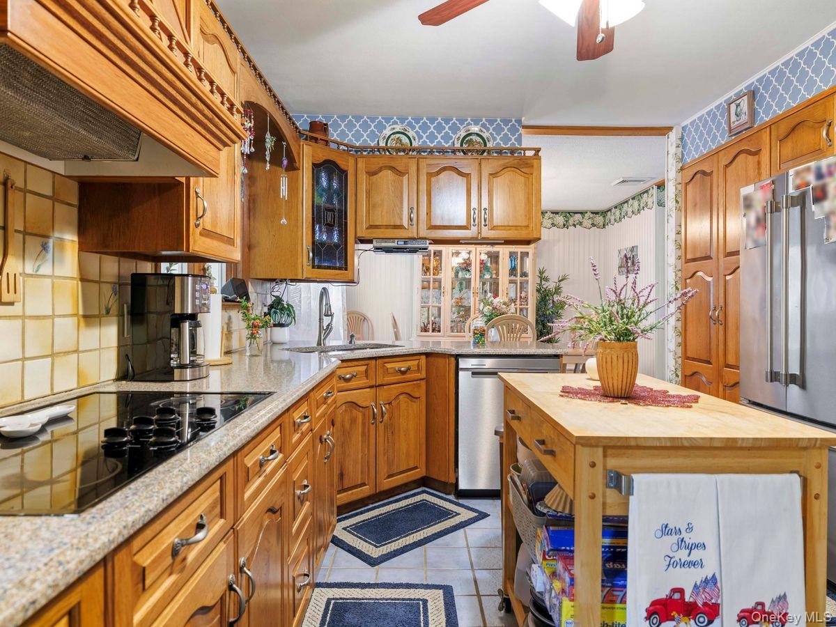 105 S Chapel Hill Road – For Sale photo 4
