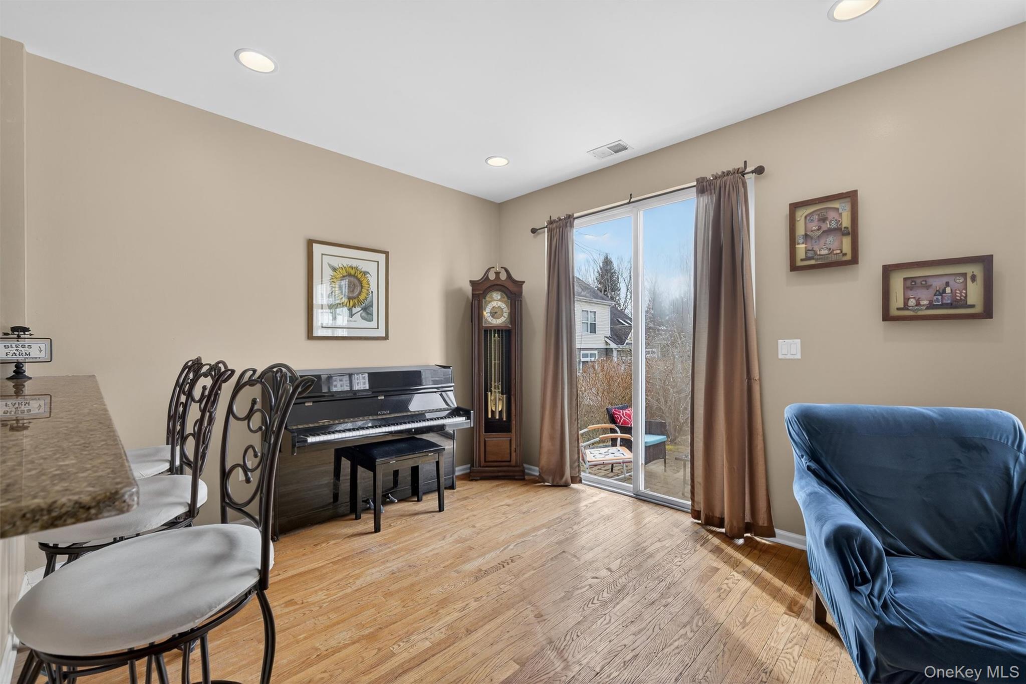 1 High Ridge Lane – For Sale photo 15