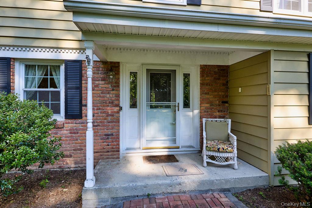 10 Stoutenburgh Drive – For Sale photo 3