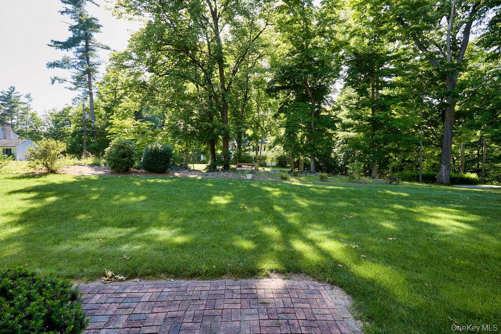 10 Stoutenburgh Drive – For Sale photo 35