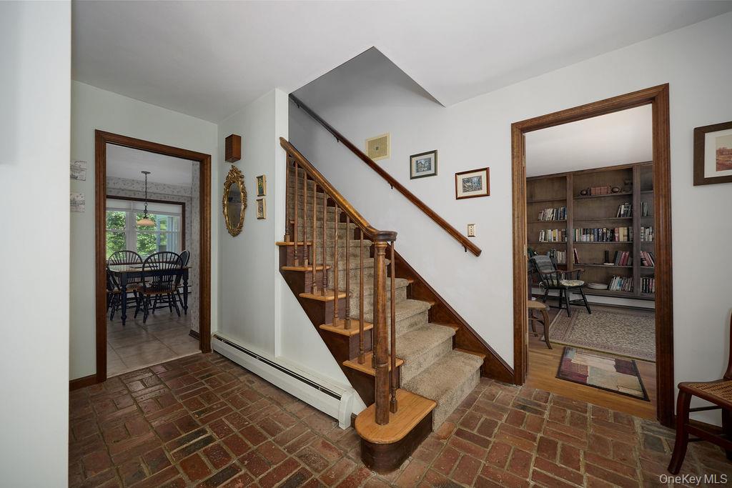 10 Stoutenburgh Drive – For Sale photo 5