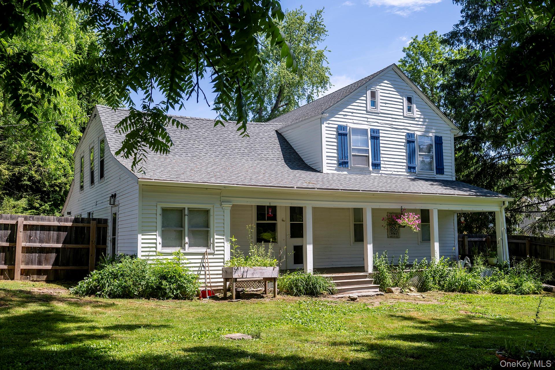 14 S Maple Avenue – For Sale photo 2
