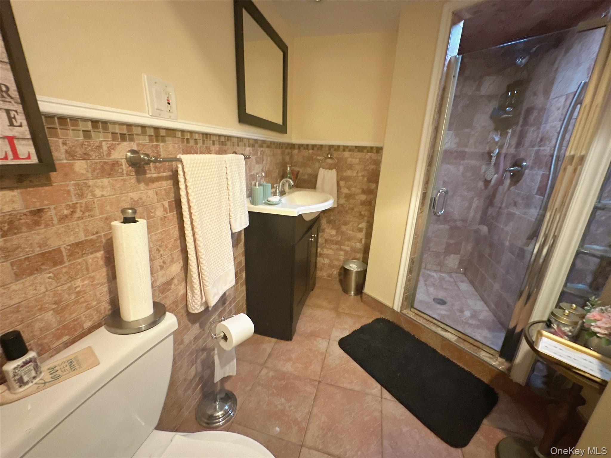 16029 76th Avenue – For Sale photo 15