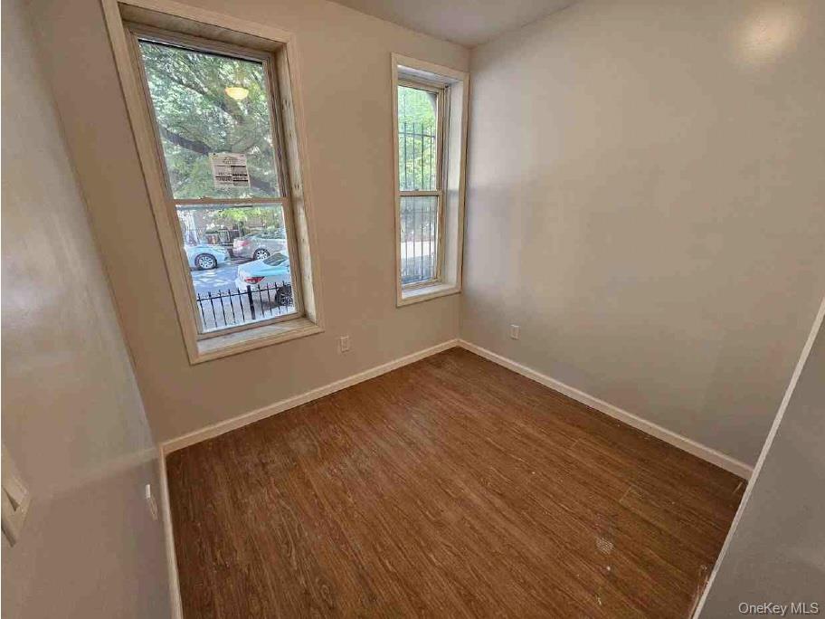 324 Eldert Street, Unit 1A photo 4