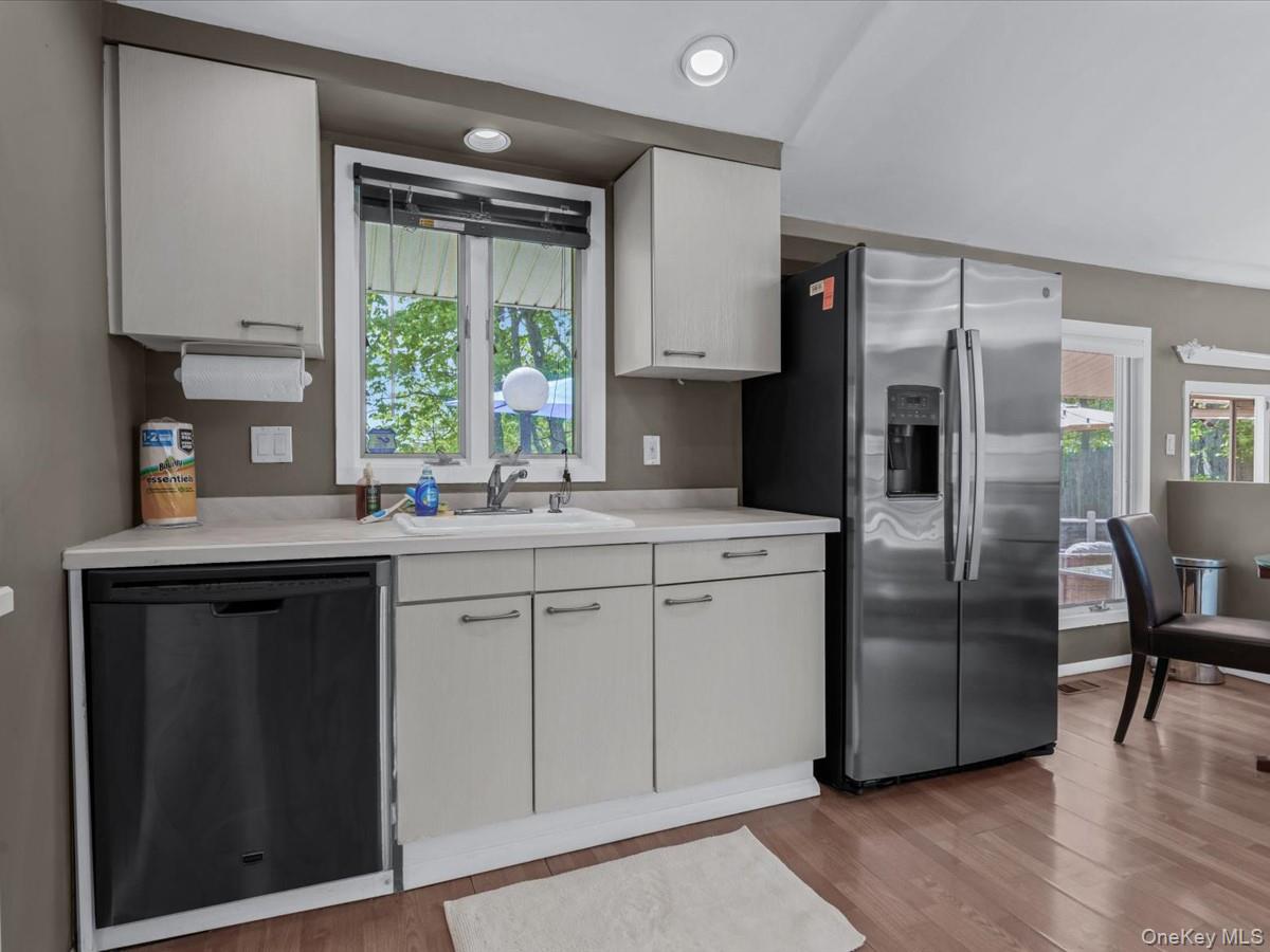 69 Roger Drive – For Sale photo 9