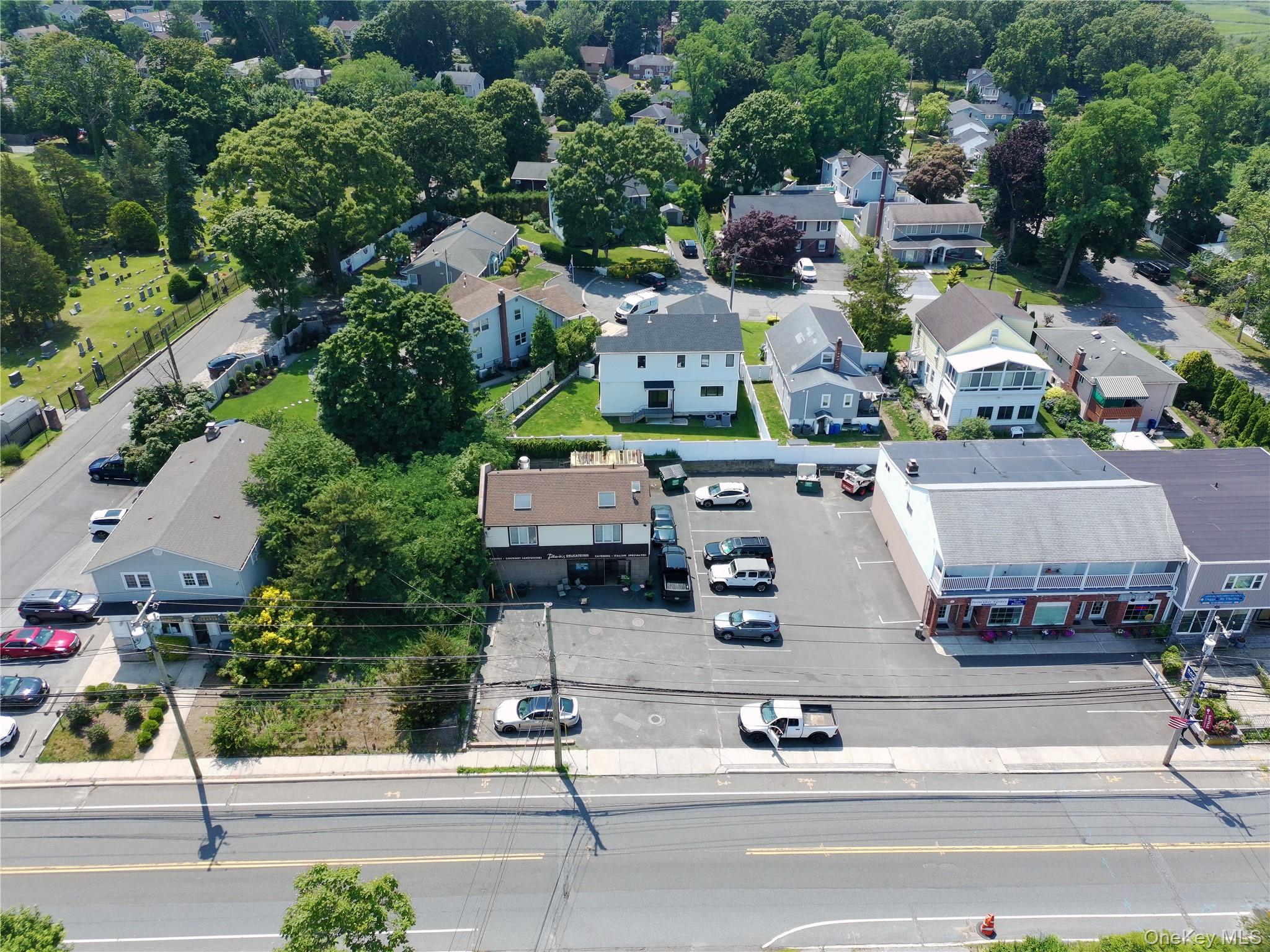 44 Bayville Avenue – For Sale photo 2