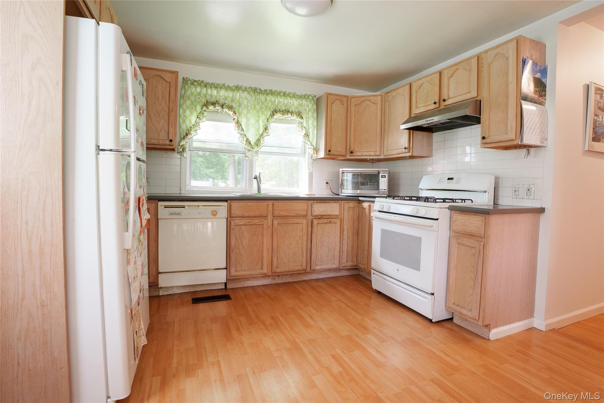 18 Worthington Drive W – For Sale photo 11