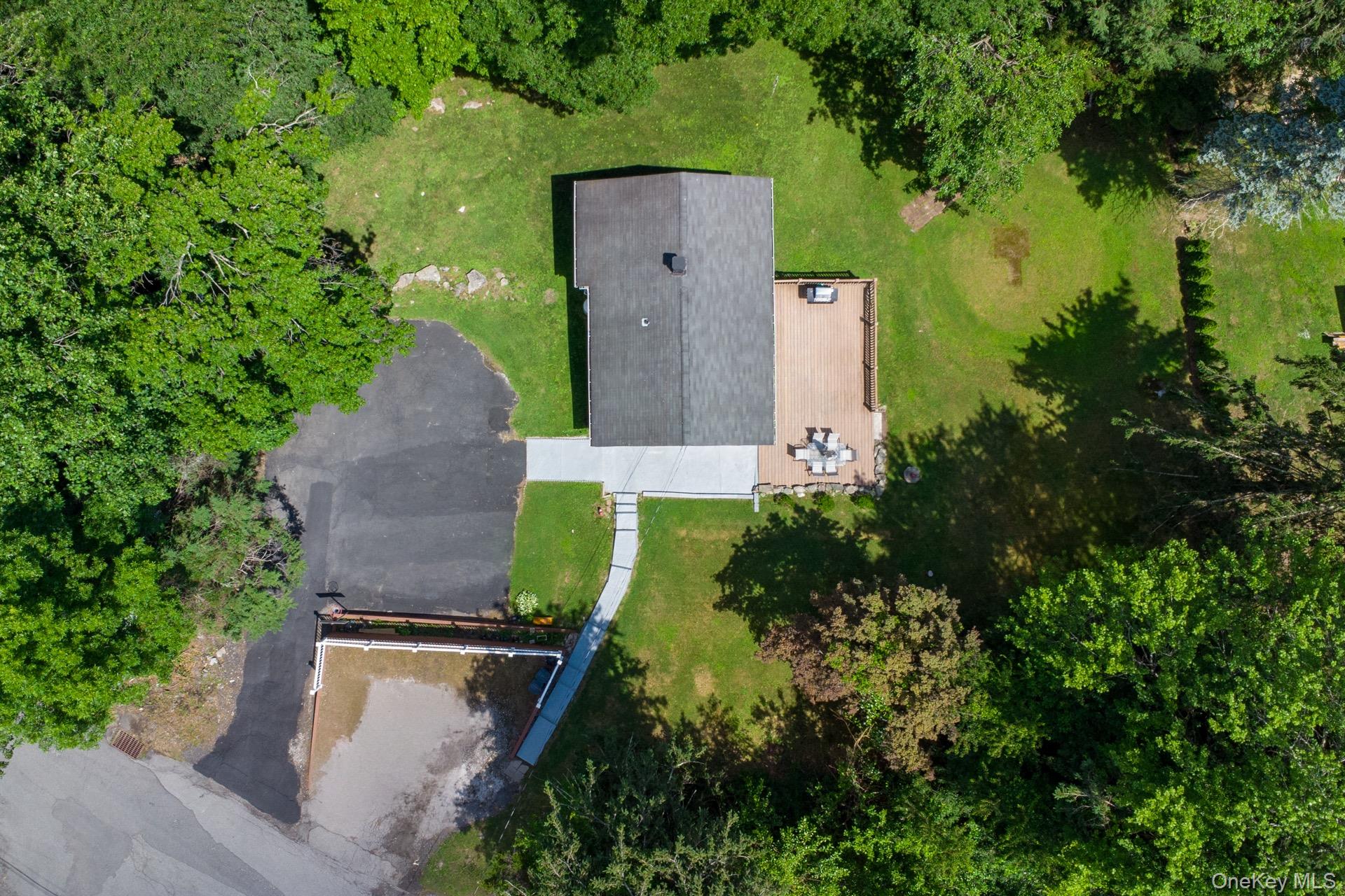 18 Worthington Drive W – For Sale photo 20