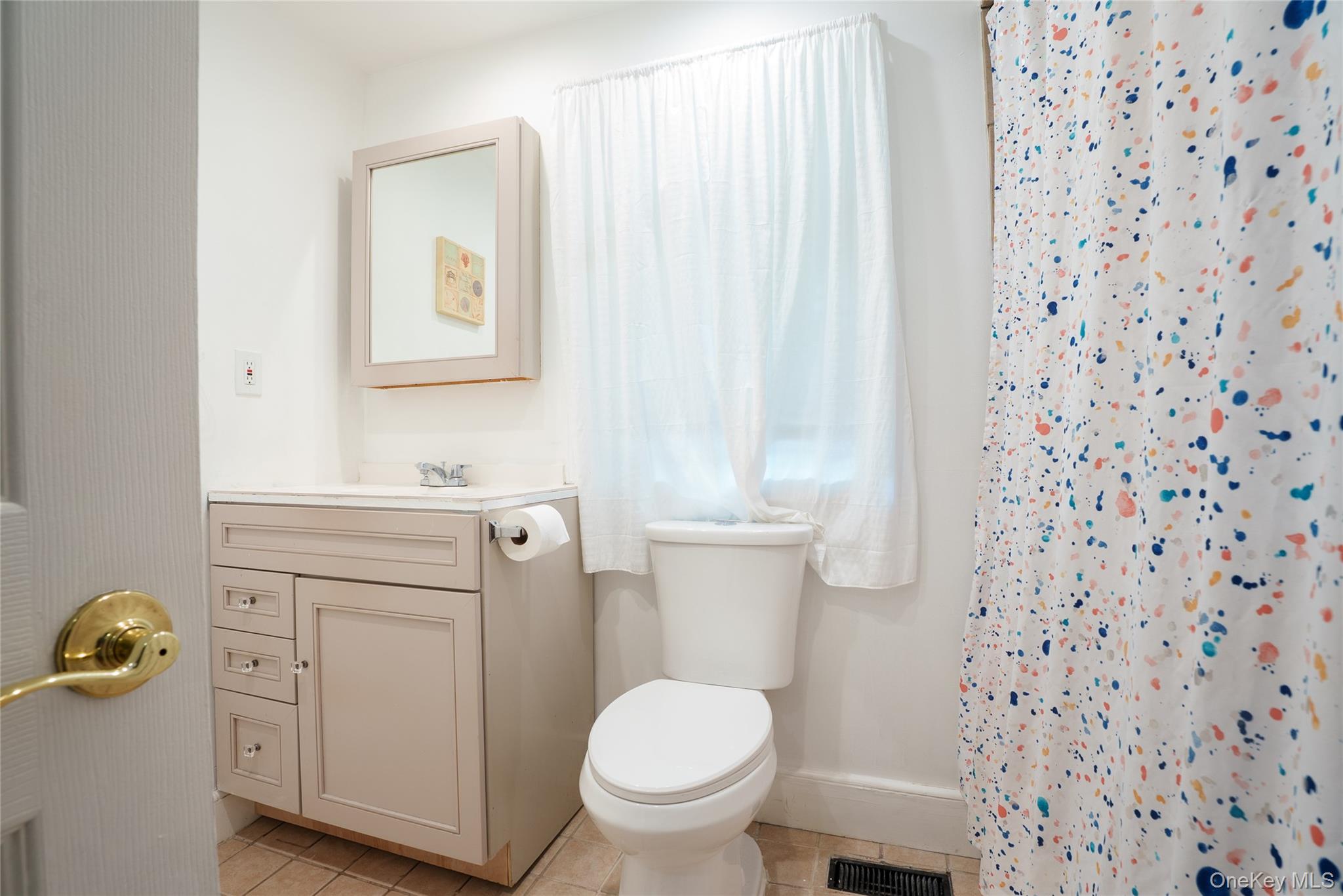 18 Worthington Drive W – For Sale photo 13