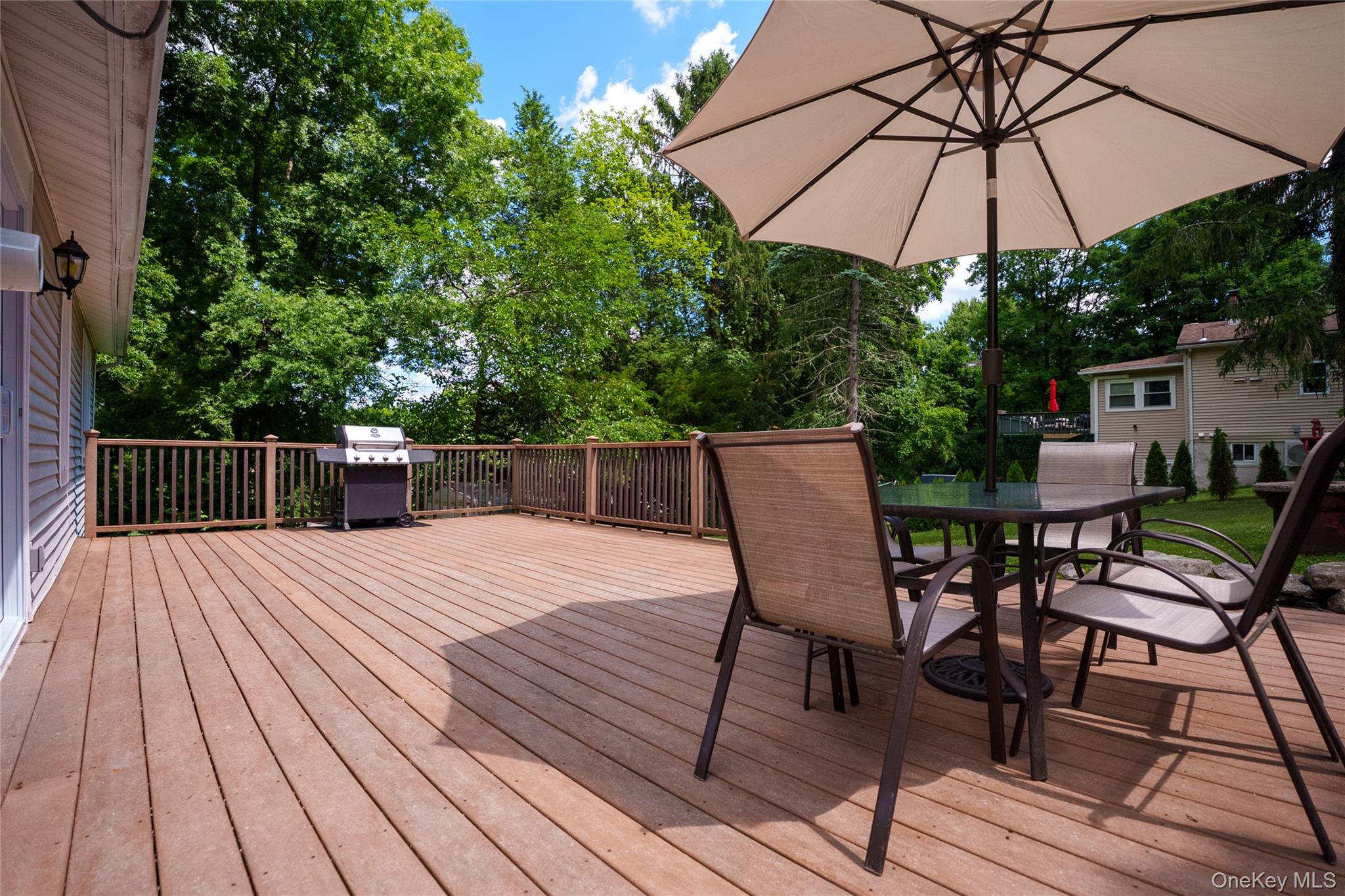 18 Worthington Drive W – For Sale photo 17