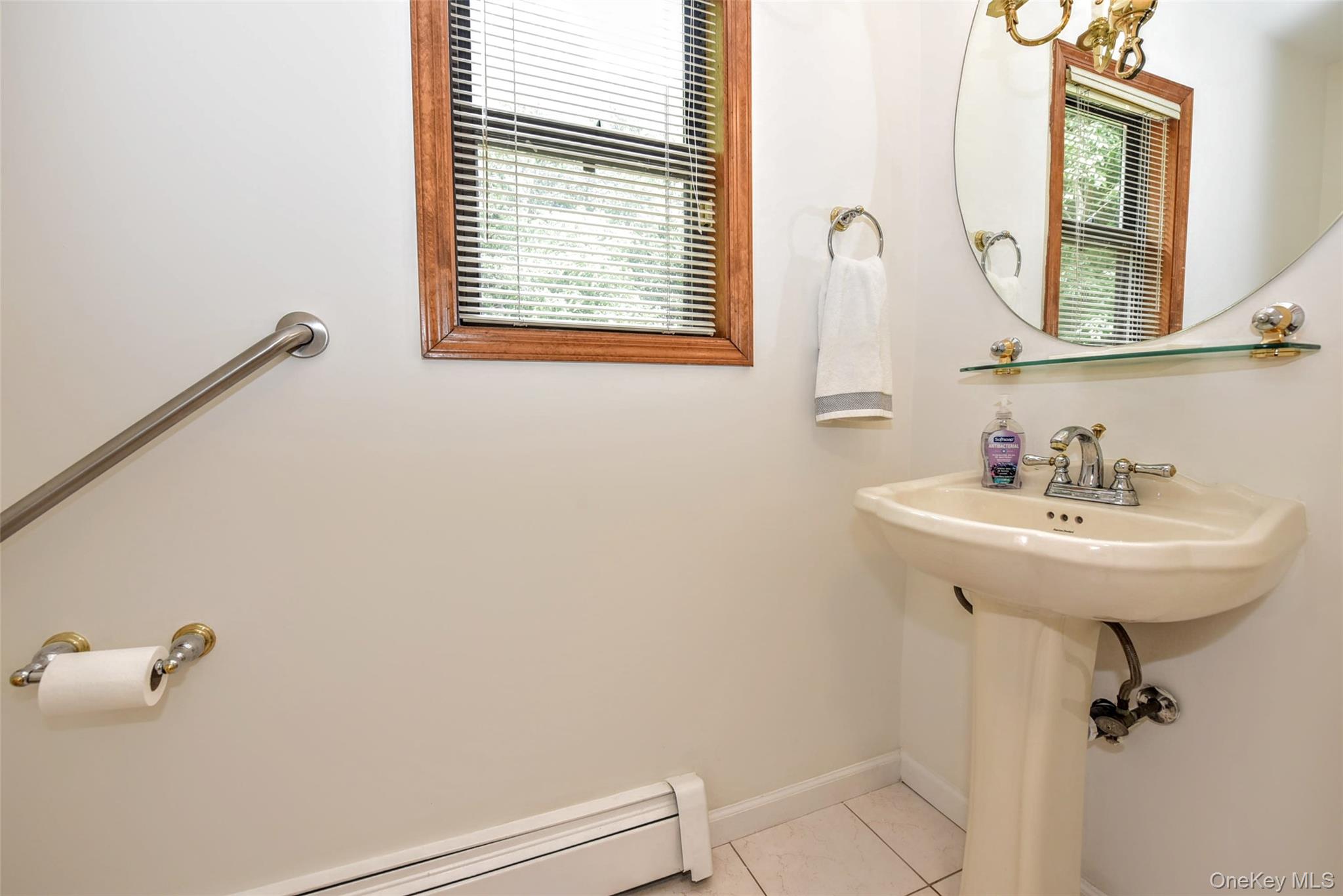 19 Church Road – For Sale photo 16