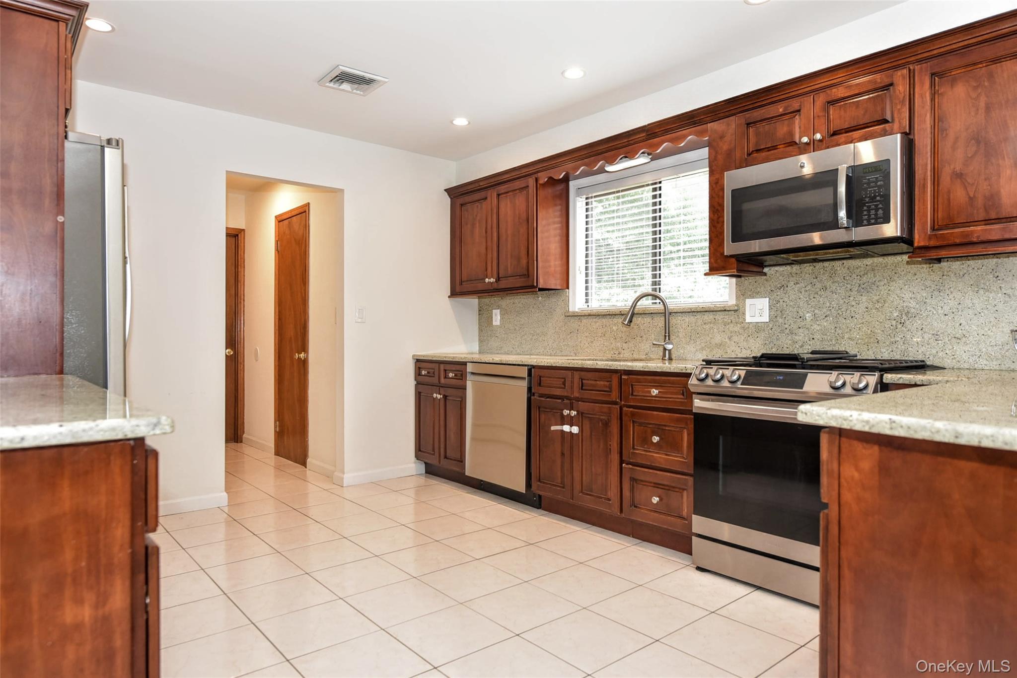19 Church Road – For Sale photo 12