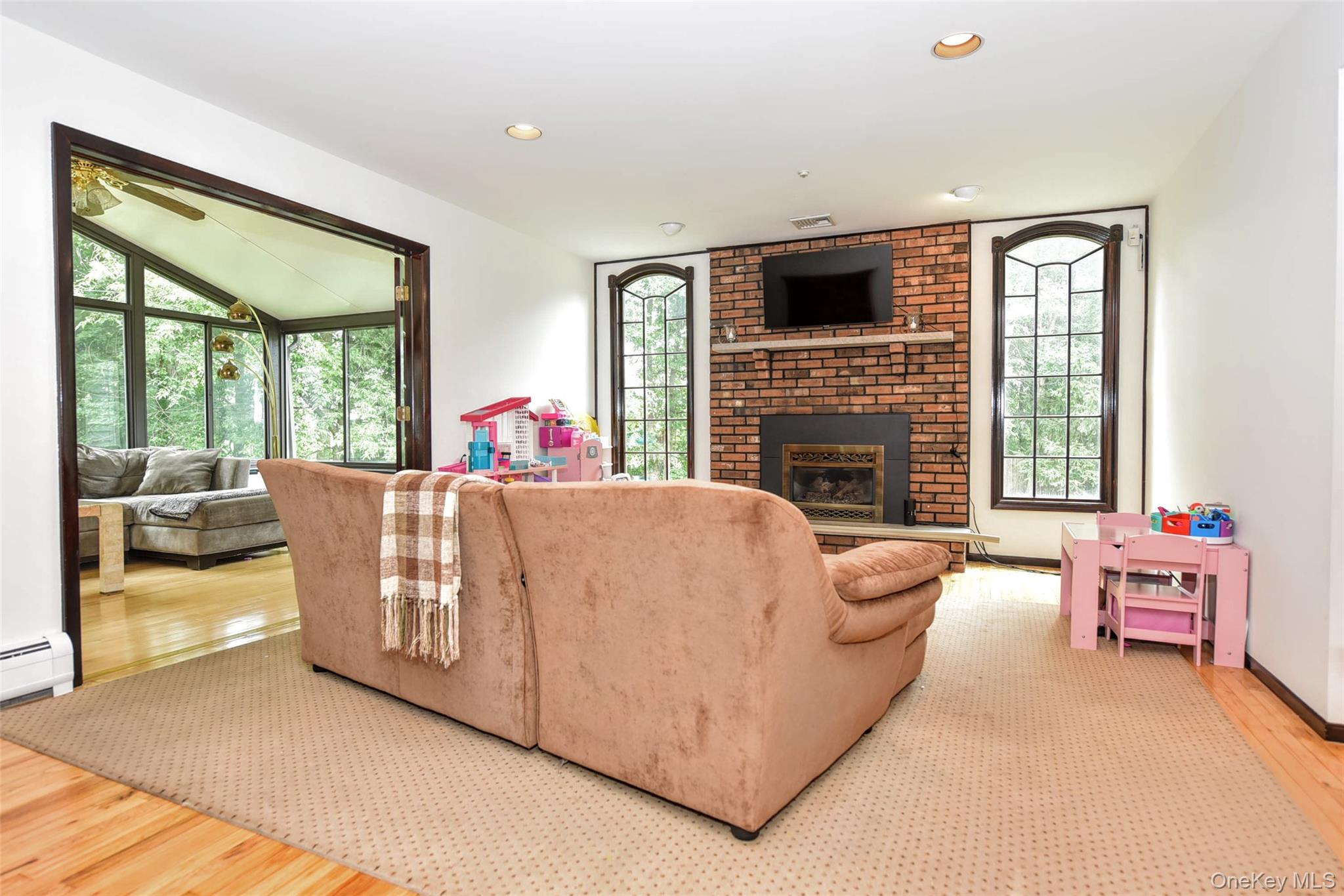 19 Church Road – For Sale photo 8