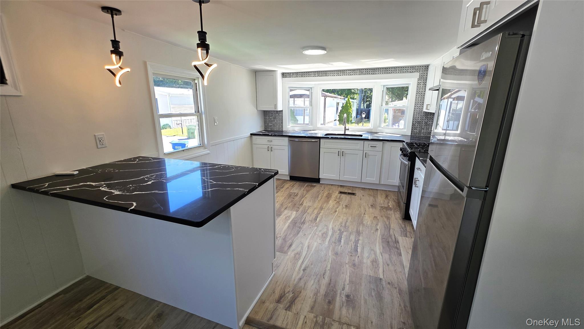 58 Betsy Ross Drive – For Sale photo 2