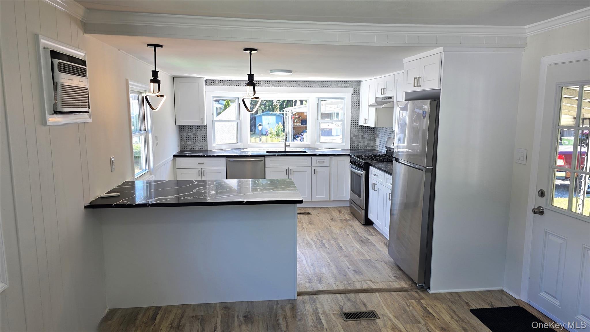 58 Betsy Ross Drive – For Sale photo 3